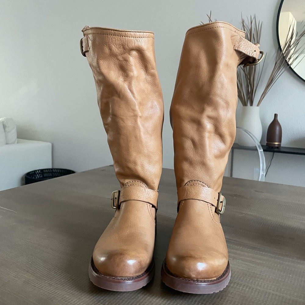 Frye Veronica slouch boots. Never been worn.